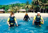 ���V�A�̊ό��q���y����Ń_�C�r���Onhatrang�p�A�x�g�i��